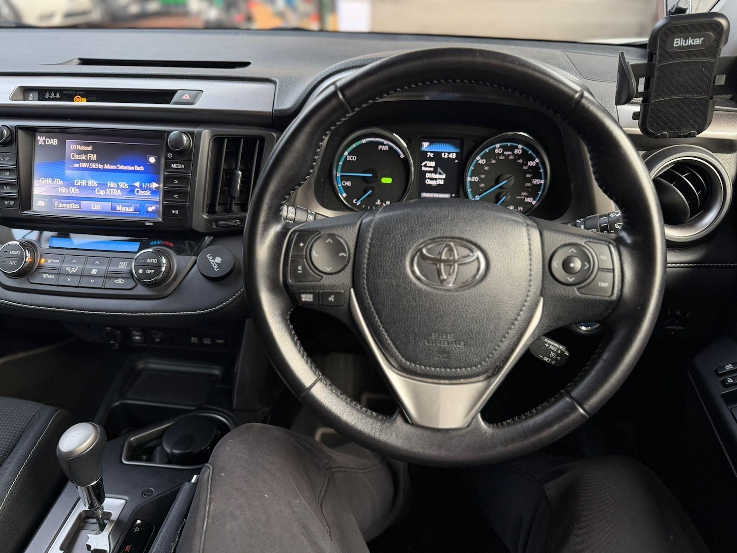 Used Toyota RAV4 2016 for sale - 76690662: Photo 15