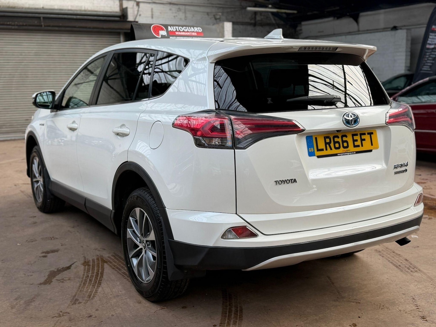 Used Toyota RAV4 2016 for sale - 76690662: Photo 3