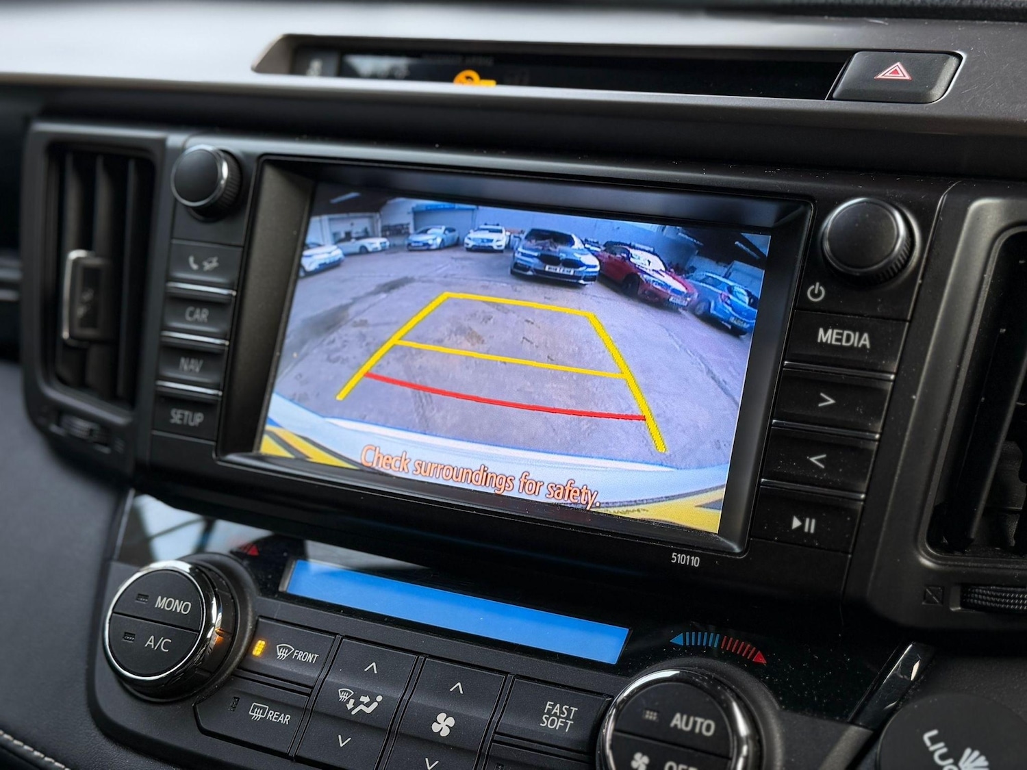 Used Toyota RAV4 2016 for sale - 76690662: Photo 9