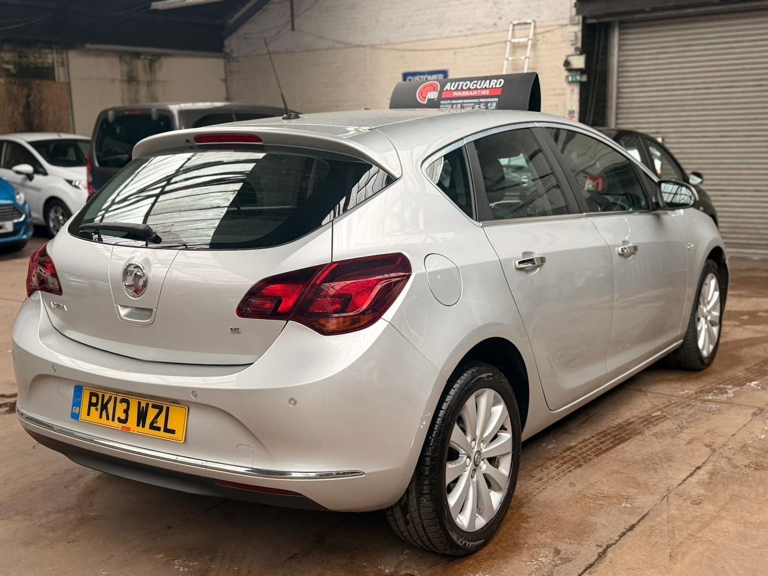 Used Vauxhall Astra 2013 for sale - 77959104: Photo 7