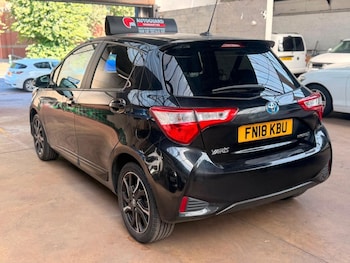 Used Toyota Yaris 2018 for sale - 79304949: Photo