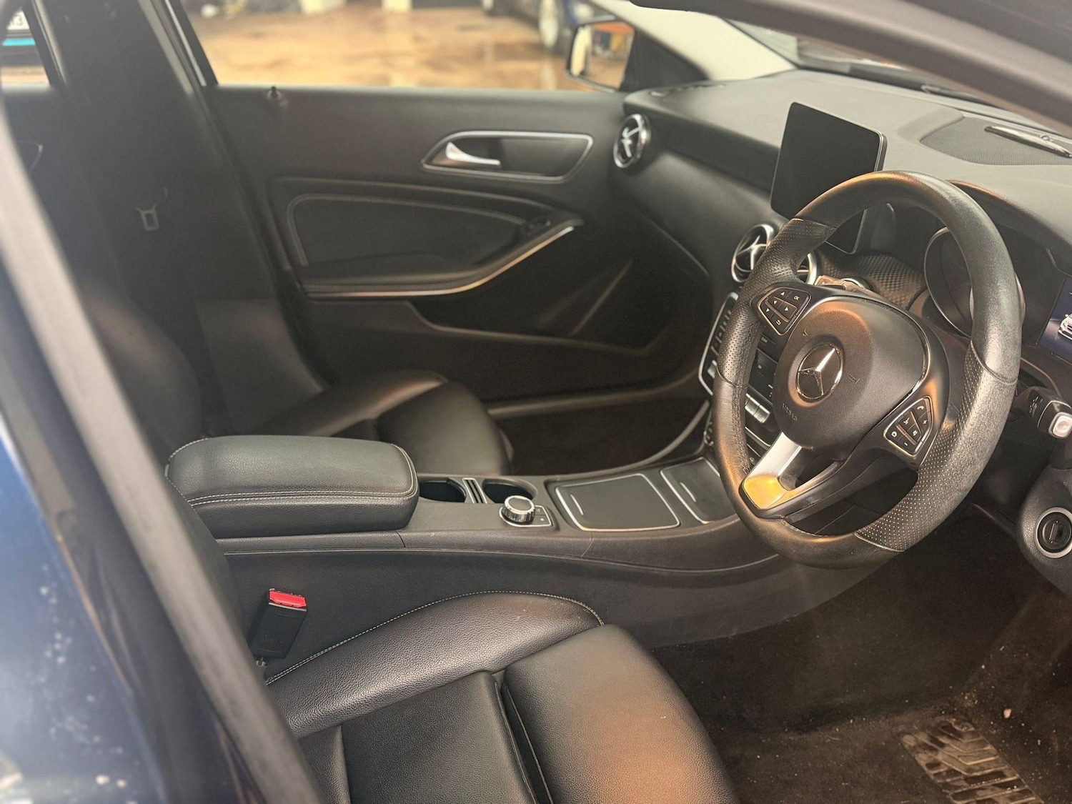 Used Mercedes-Benz A-Class 2018 for sale - 77533630: Photo 10