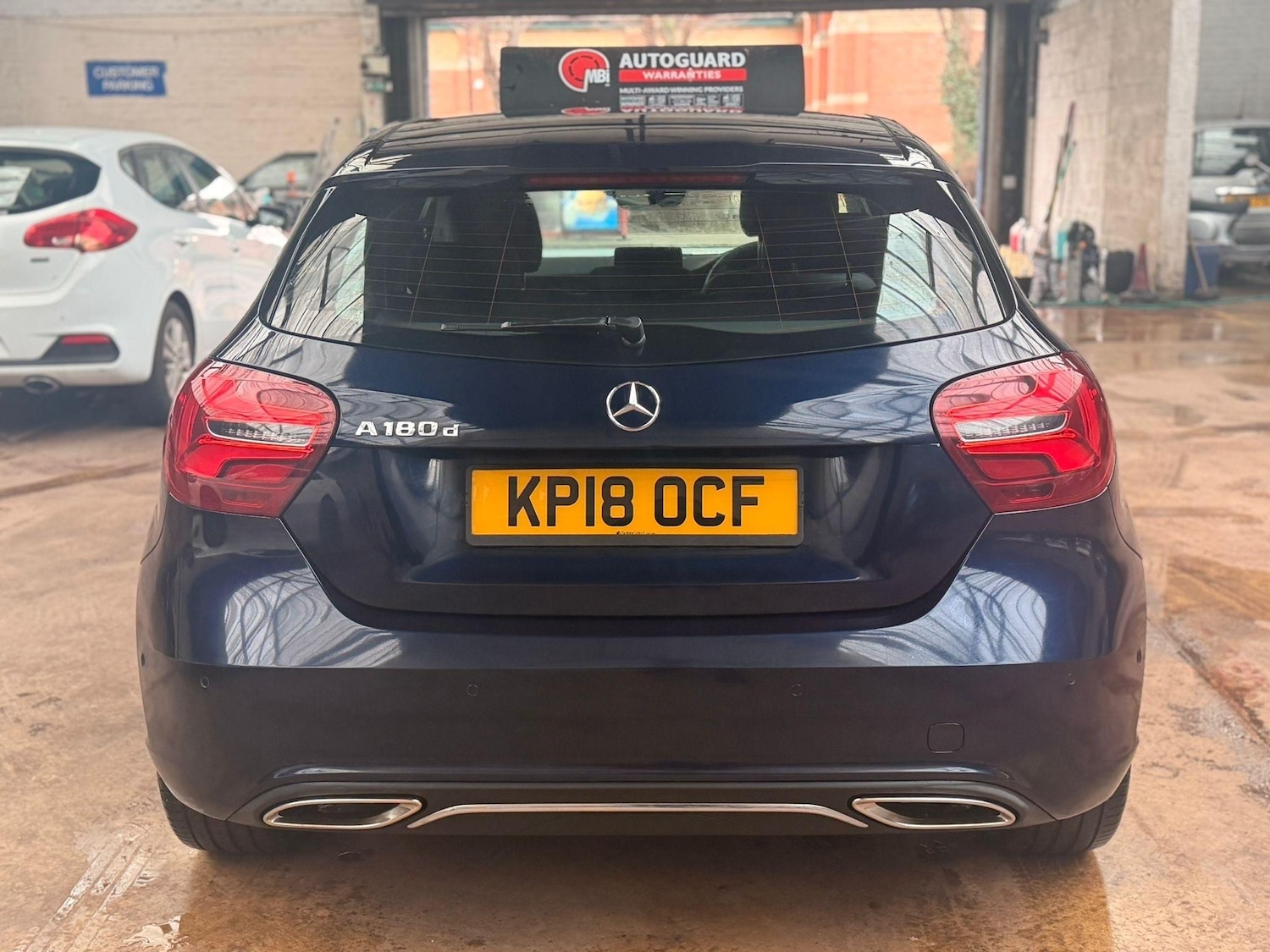 Used Mercedes-Benz A-Class 2018 for sale - 77533630: Photo 4