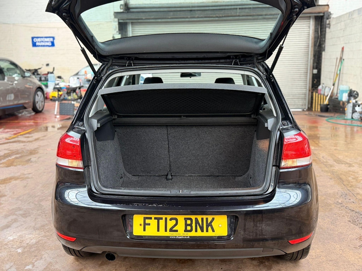 Used Volkswagen Golf 2012 for sale - 77641733: Photo 9