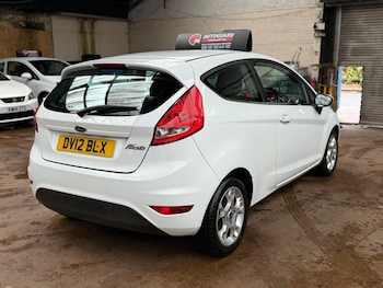 Used Ford Fiesta 2012 for sale - 76228638: Photo