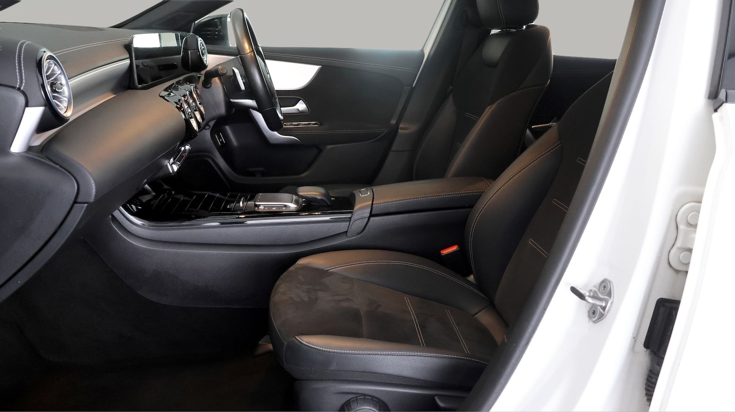 Used Mercedes-Benz A-Class 2022 for sale - 77946883: Photo 13