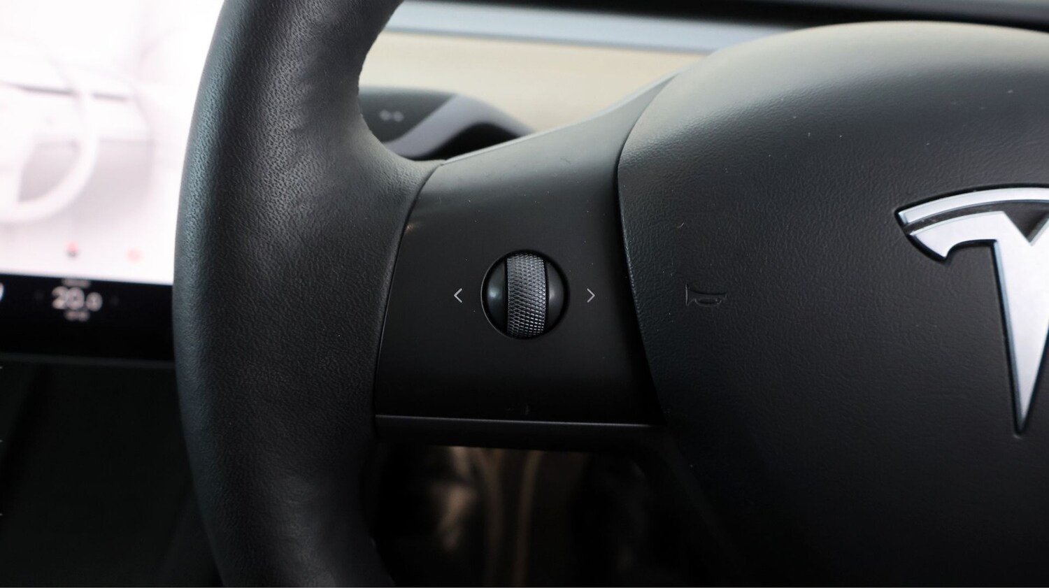 Used Tesla Model 3 2022 for sale - 77898904: Photo 23