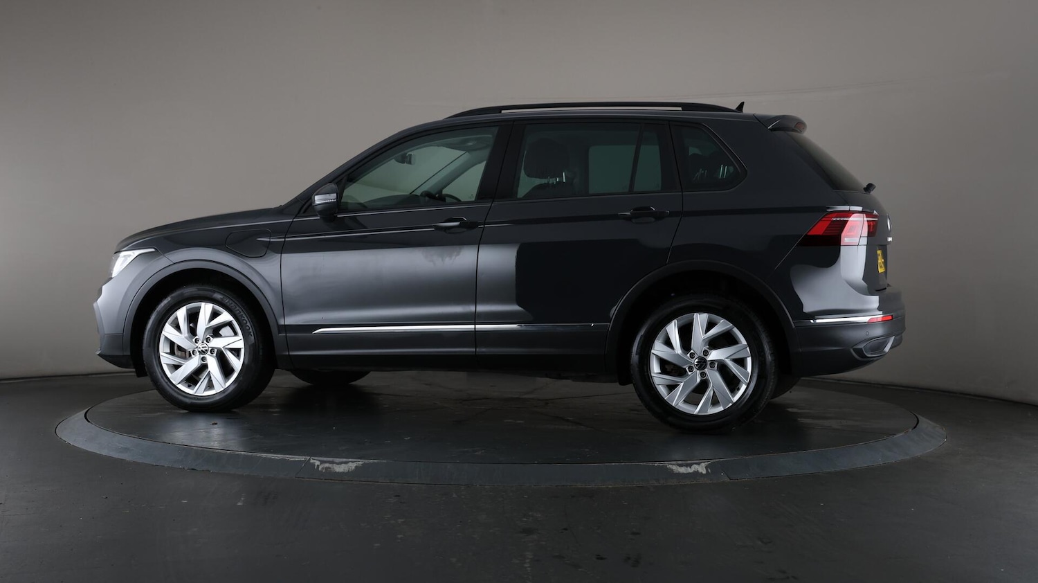Used Volkswagen Tiguan 2022 for sale - 76282605: Photo 76