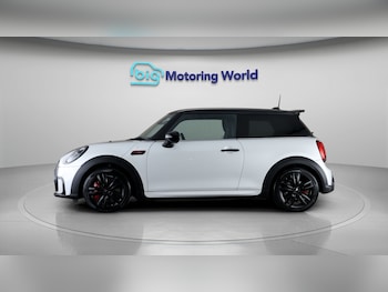 Used MINI Hatch 2023 for sale - 79582132: Photo