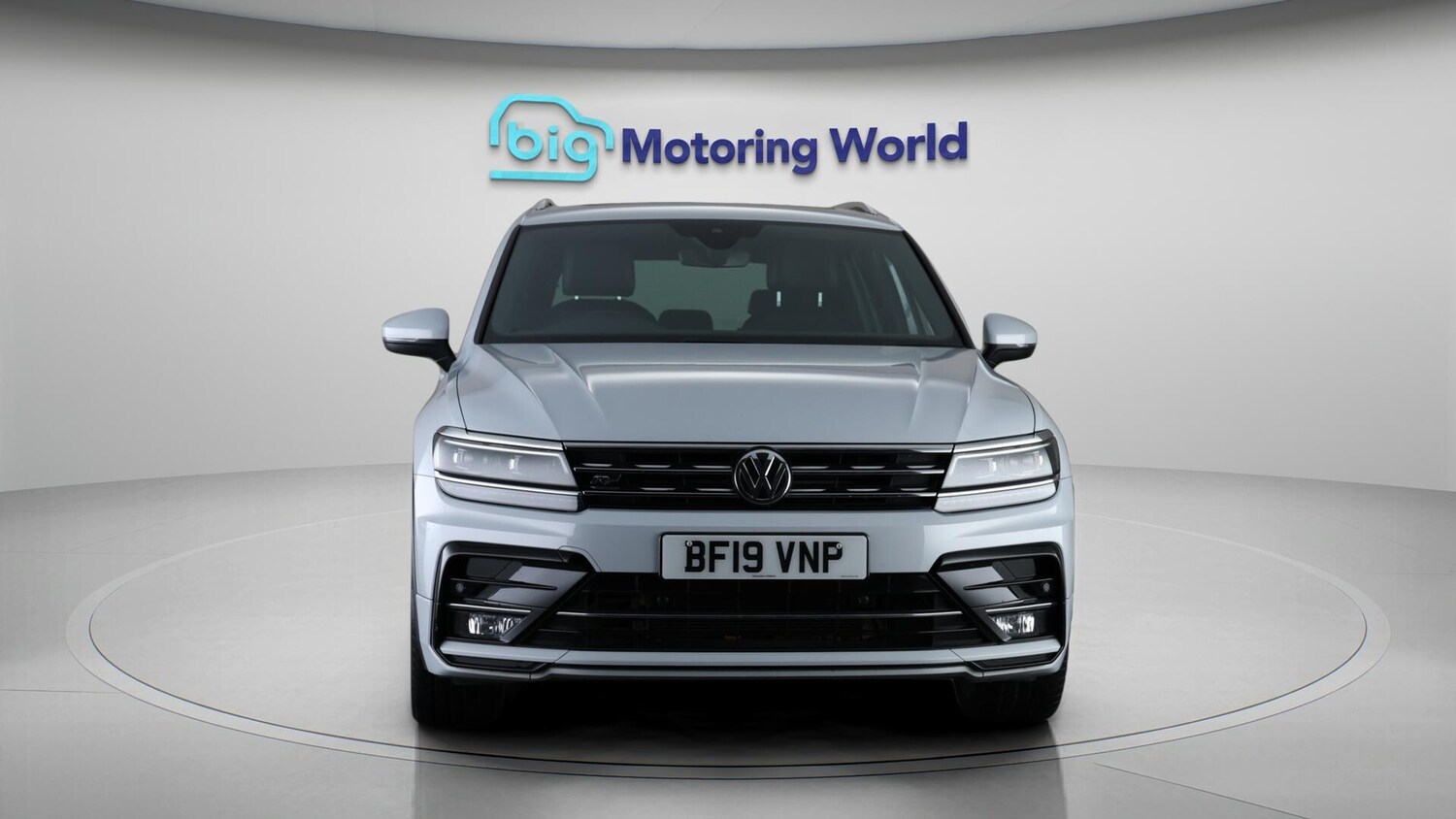 Used Volkswagen Tiguan 2019 for sale - 76381328: Photo 2