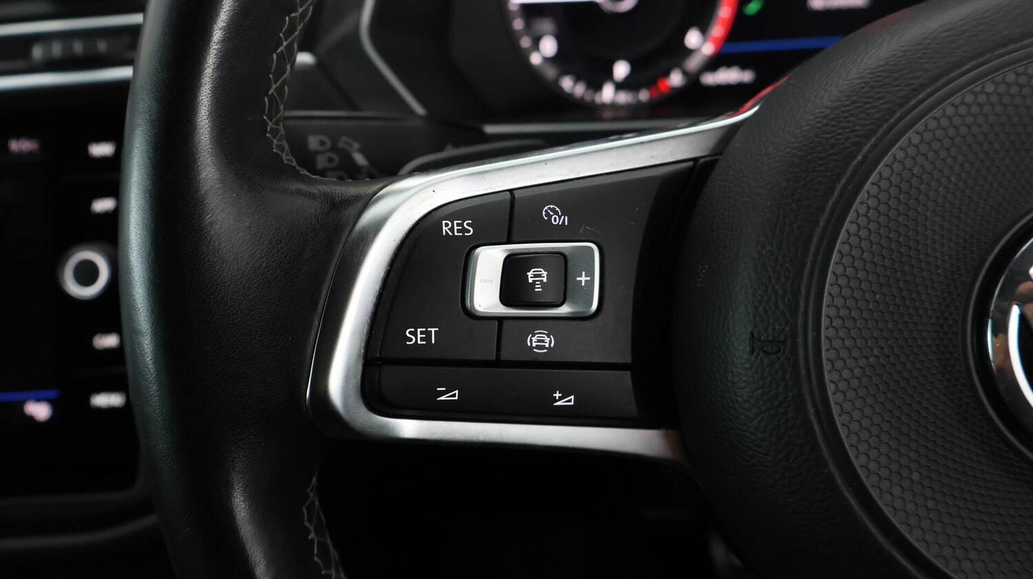 Used Volkswagen Tiguan 2019 for sale - 76381328: Photo 22