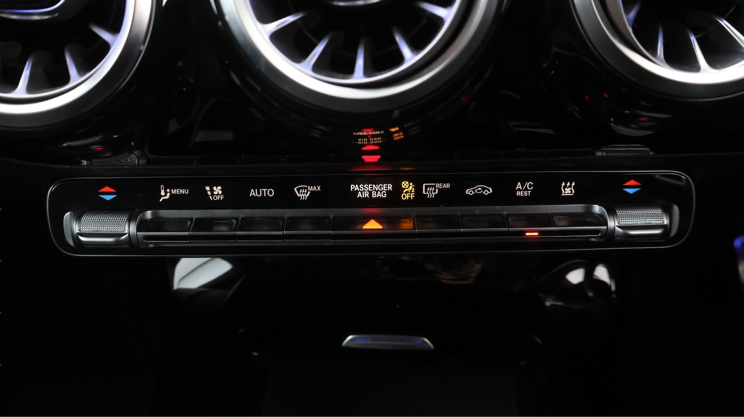 Used Mercedes-Benz CLA 2021 for sale - 77357527: Photo 12