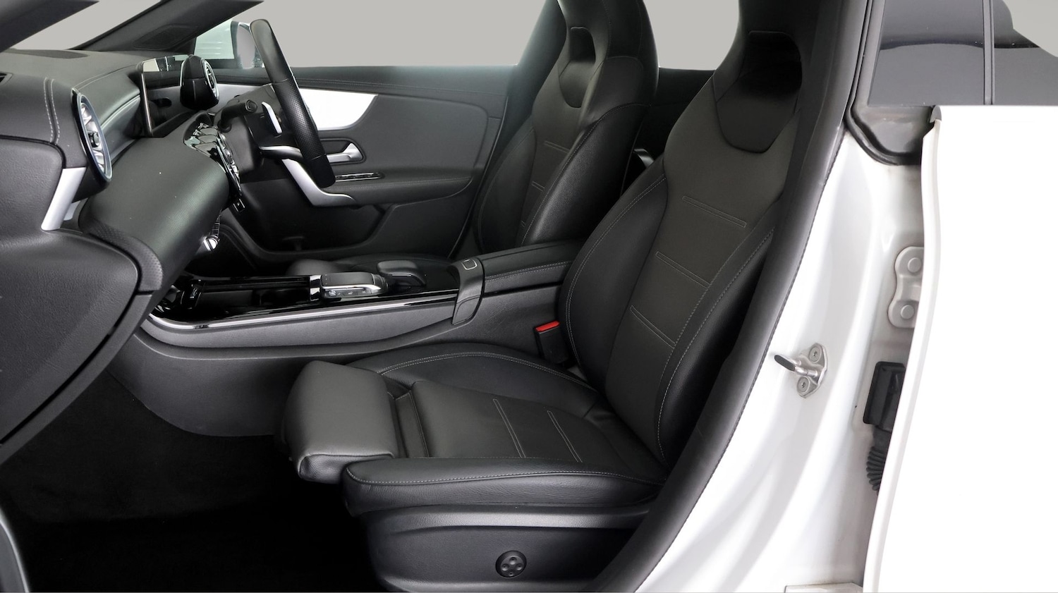 Used Mercedes-Benz CLA 2021 for sale - 77357527: Photo 14