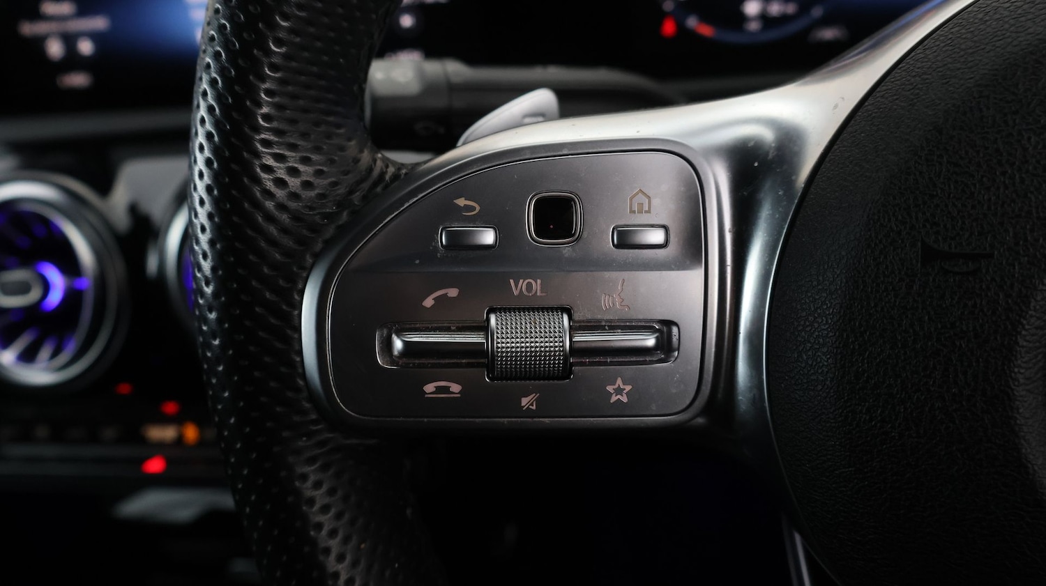 Used Mercedes-Benz CLA 2021 for sale - 77357527: Photo 24