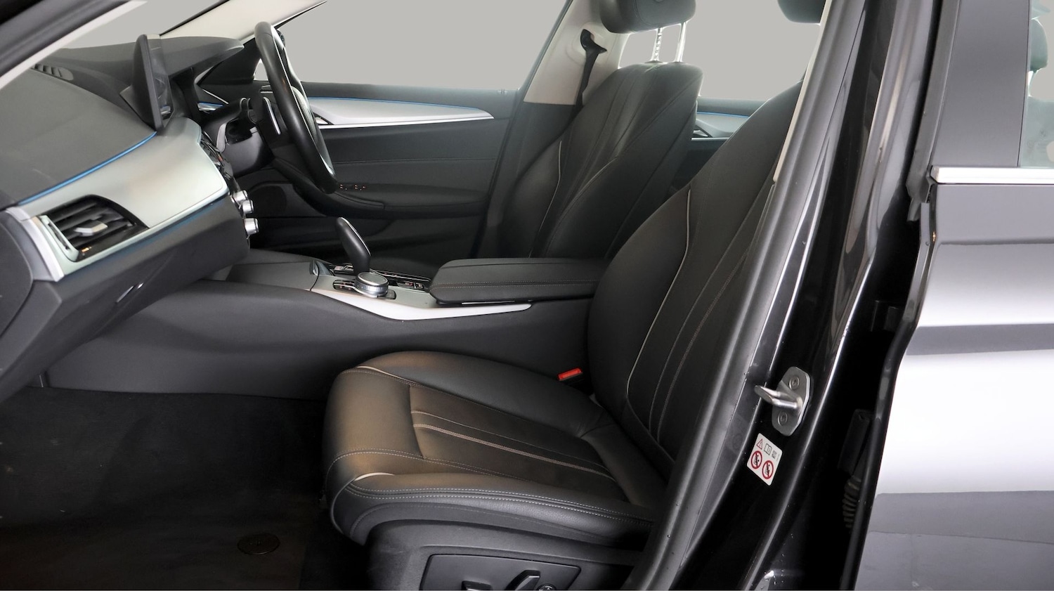 Used BMW 5 Series 2022 for sale - 78004196: Photo 13