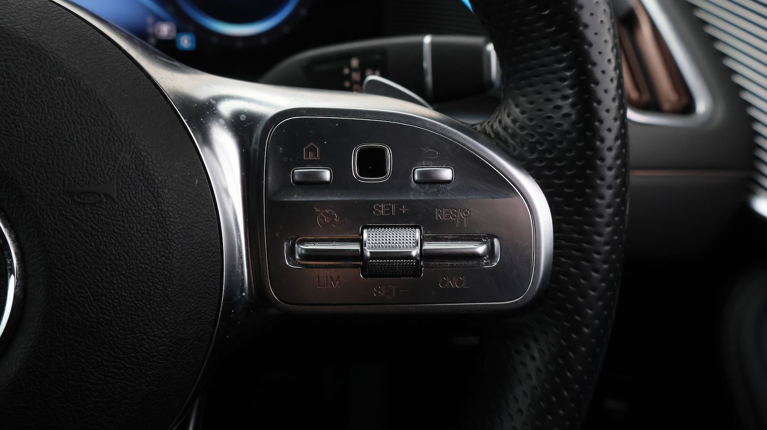 Used Mercedes-Benz EQC 2022 for sale - 77563140: Photo 23