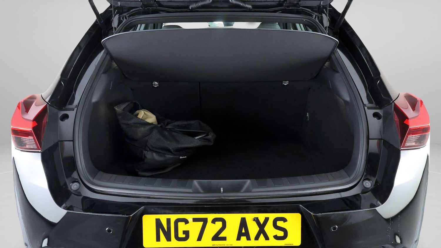 Used Lexus UX 2023 for sale - 77766241: Photo 16