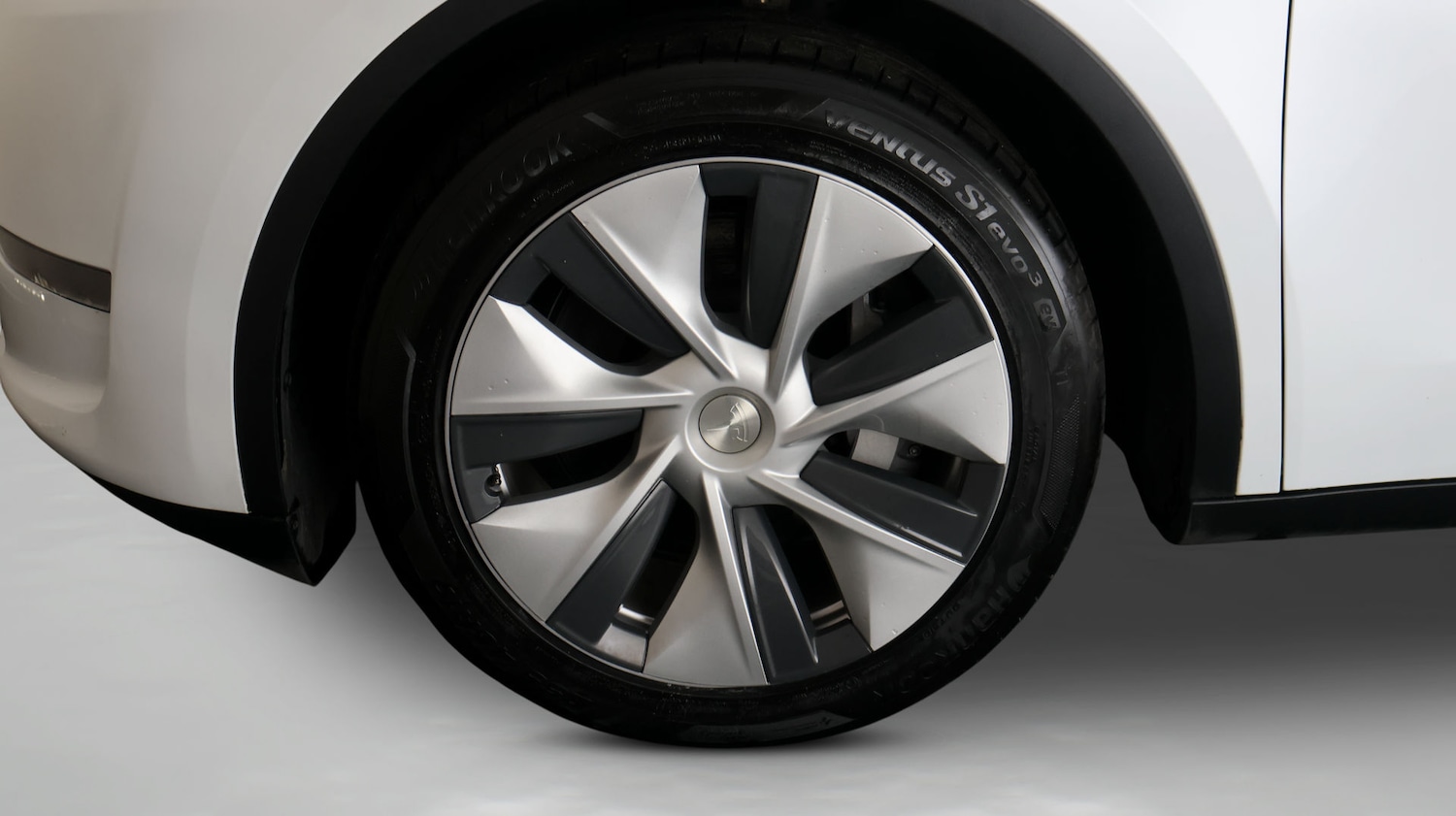 Used Tesla Model Y 2022 for sale - 77584909: Photo 18