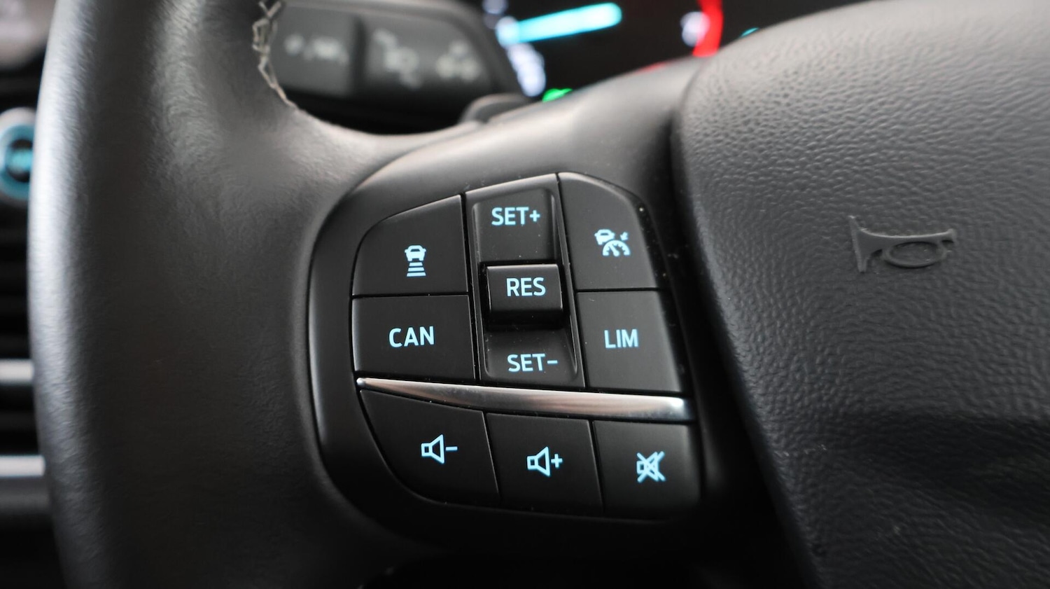 Used Ford Fiesta 2018 for sale - 76657760: Photo 23