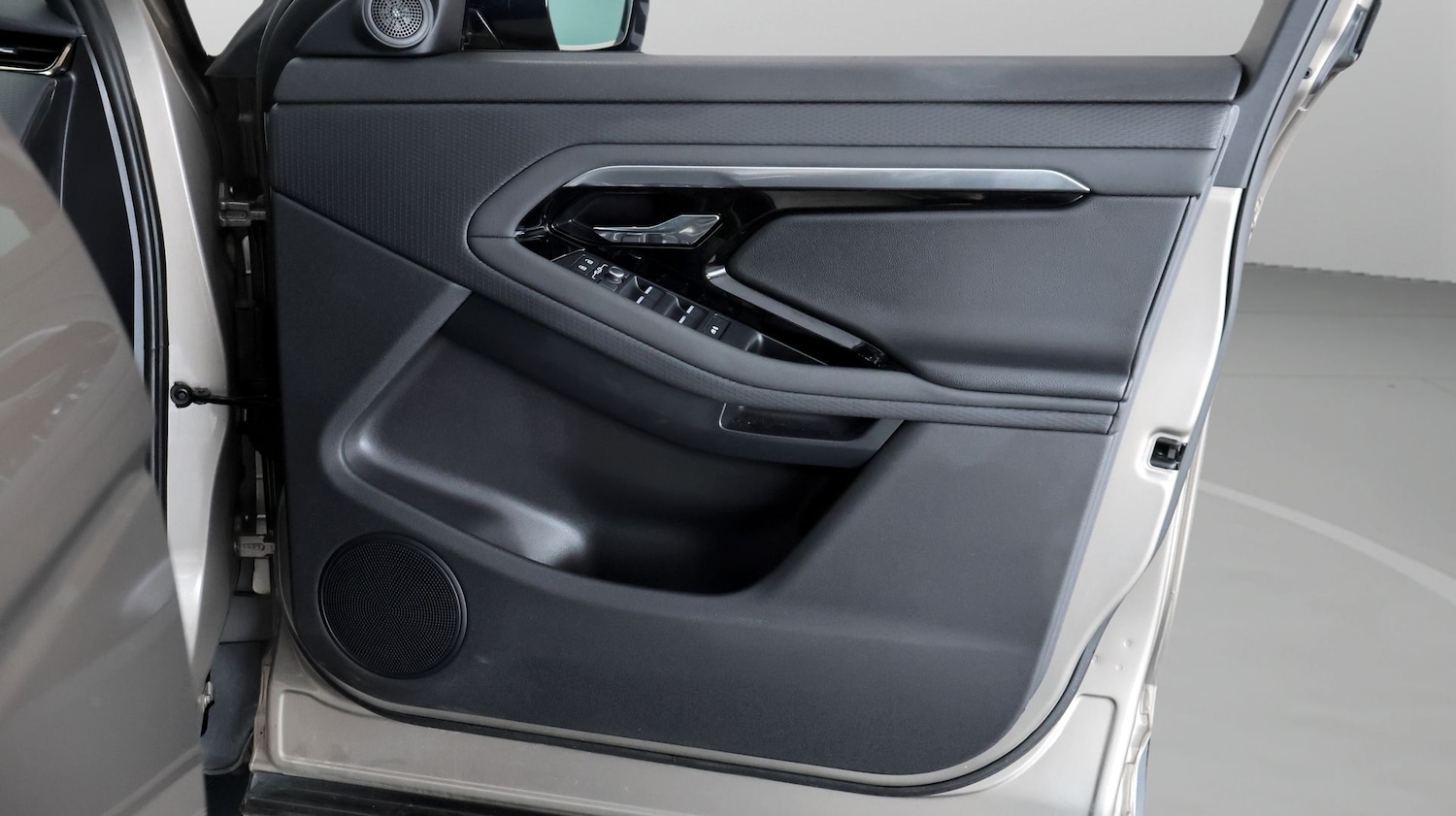 Used Land Rover Range Rover Evoque 2022 for sale - 77966620: Photo 15