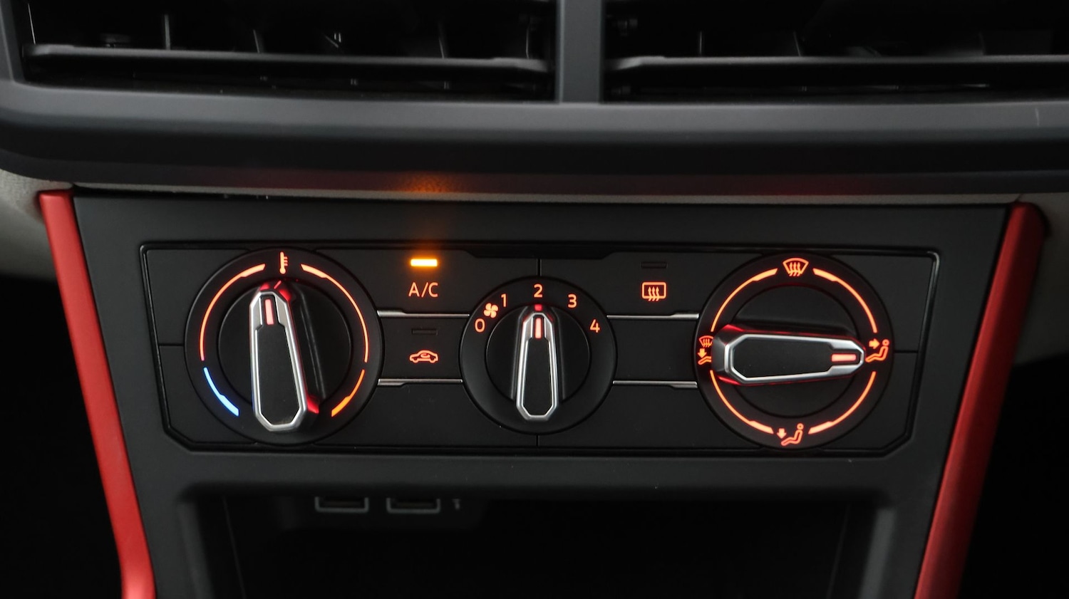 Used Volkswagen Polo 2020 for sale - 77998615: Photo 11