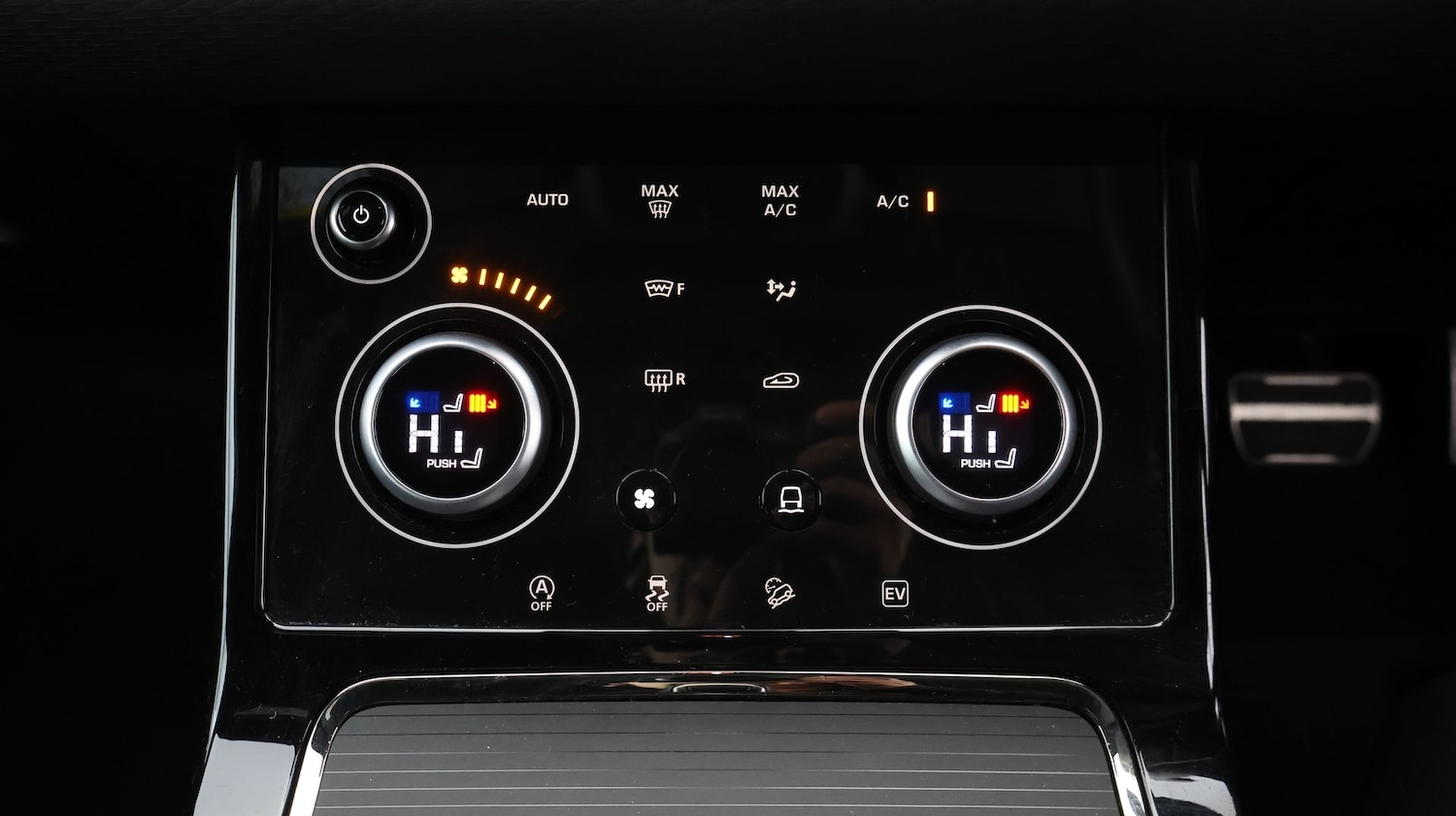 Used Land Rover Range Rover Evoque 2023 for sale - 77467131: Photo 11