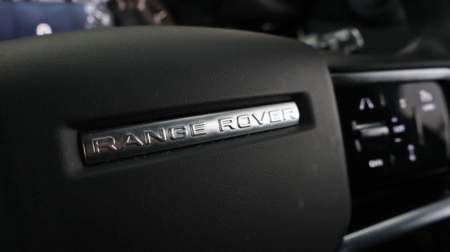 Used Land Rover Range Rover Evoque 2023 for sale - 77467131: Photo 20