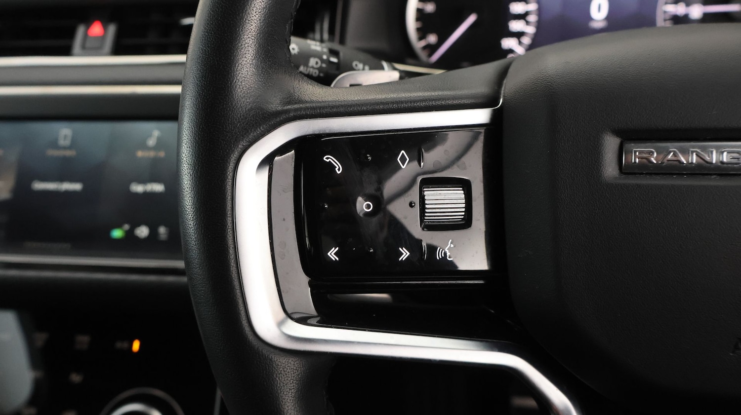 Used Land Rover Range Rover Evoque 2023 for sale - 77467131: Photo 23