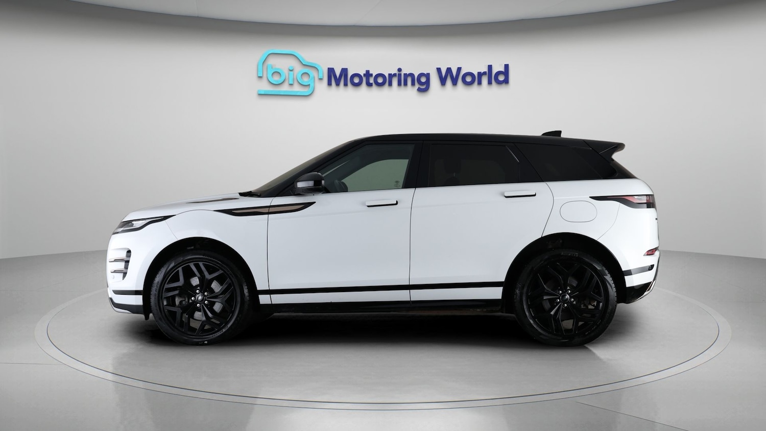 Used Land Rover Range Rover Evoque 2023 for sale - 77467131: Photo 4