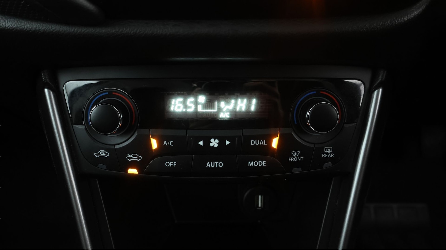 Used Suzuki SX4 S-Cross 2023 for sale - 77704289: Photo 11