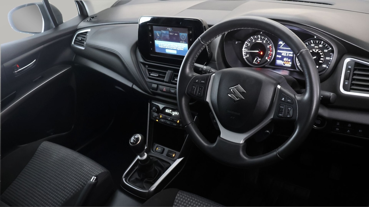 Used Suzuki SX4 S-Cross 2023 for sale - 77704289: Photo 9