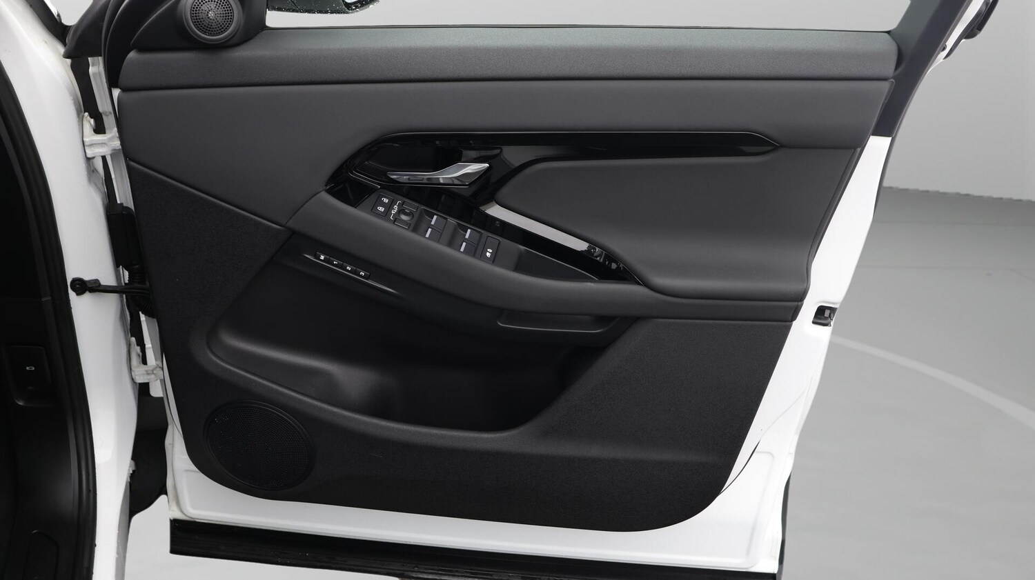 Used Land Rover Range Rover Evoque 2024 for sale - 76549060: Photo 16