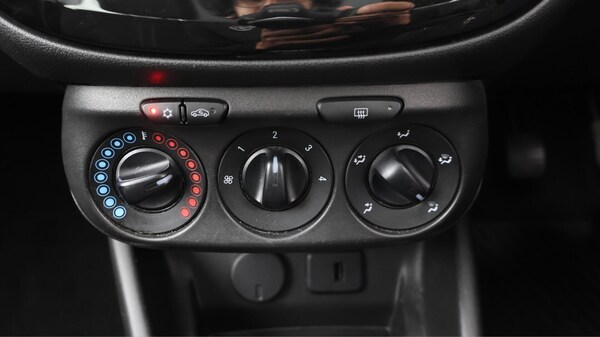 Used Vauxhall Corsa for sale - 76247941: Photo 12