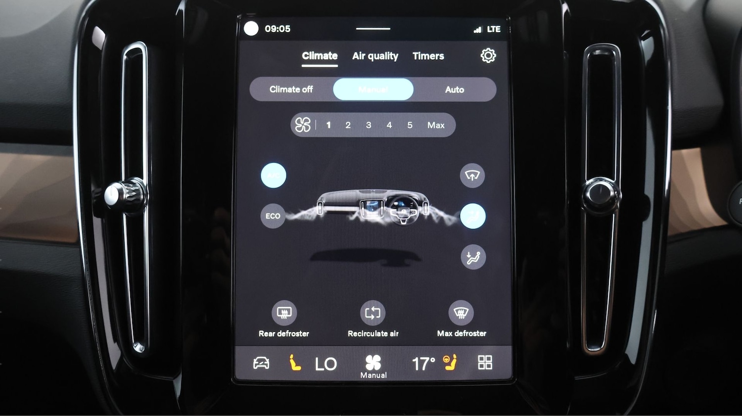 Used Volvo XC40 2024 for sale - 78213744: Photo 11