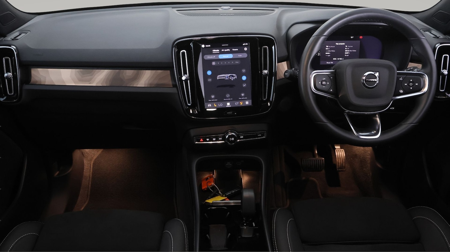 Used Volvo XC40 2024 for sale - 78213744: Photo 12