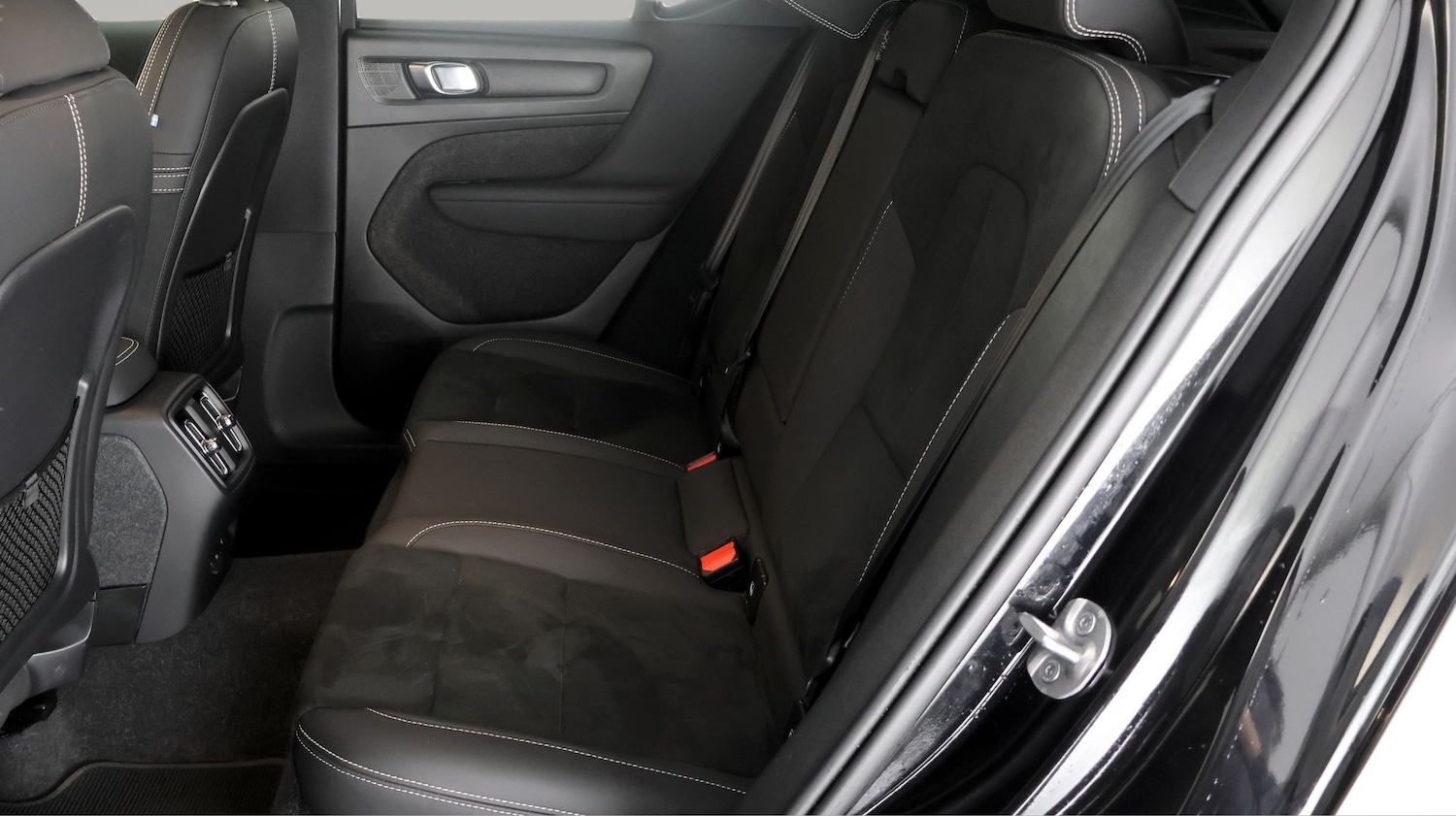 Used Volvo XC40 2024 for sale - 78213744: Photo 15