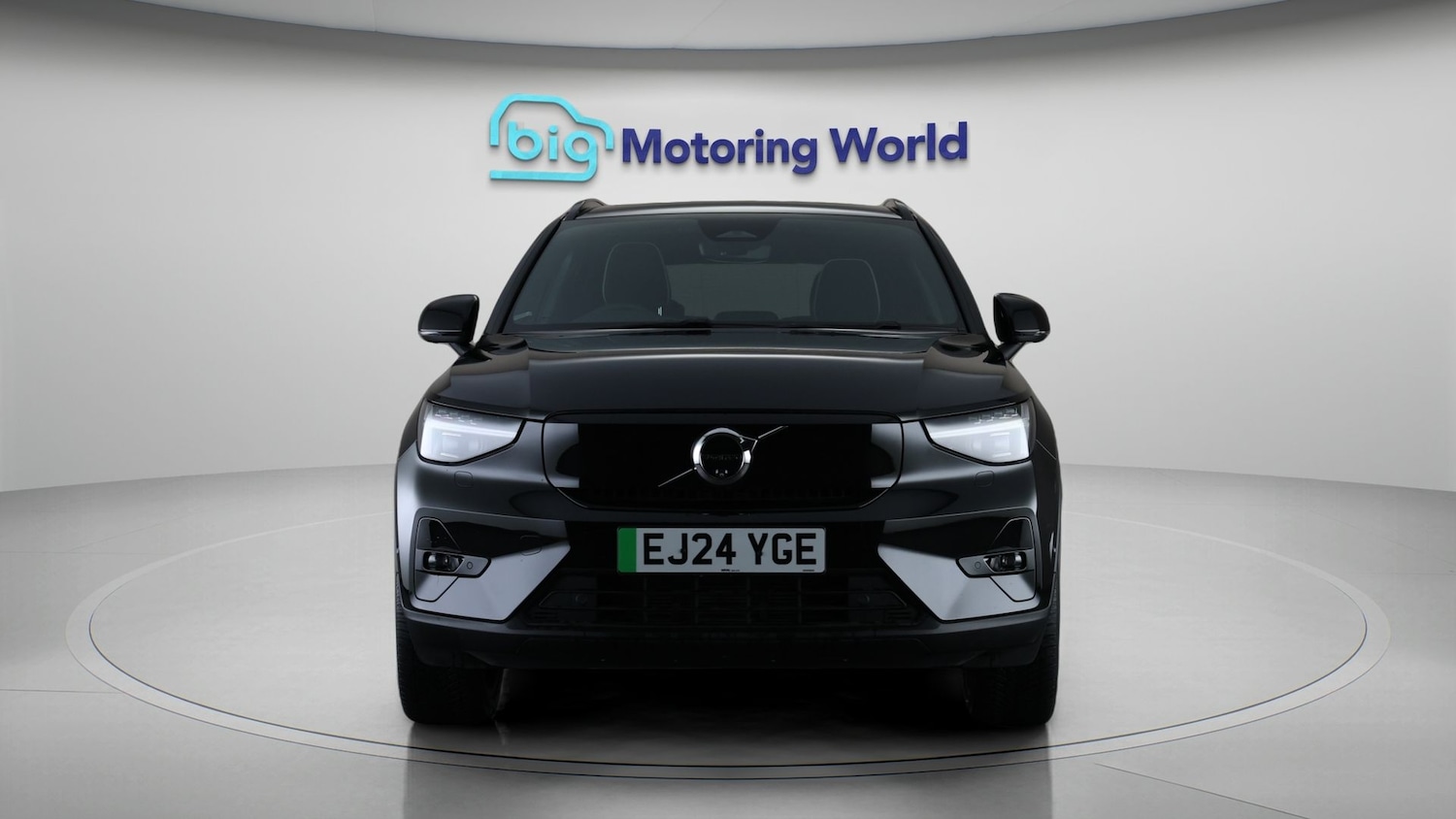 Used Volvo XC40 2024 for sale - 78213744: Photo 2