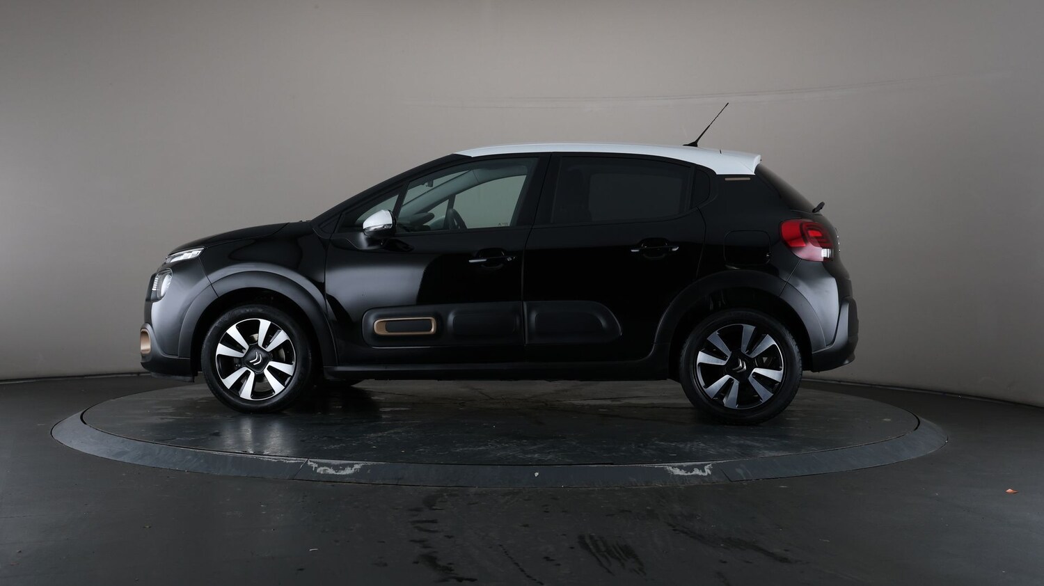 Used Citroen C3 for sale - 76810261: Photo 28