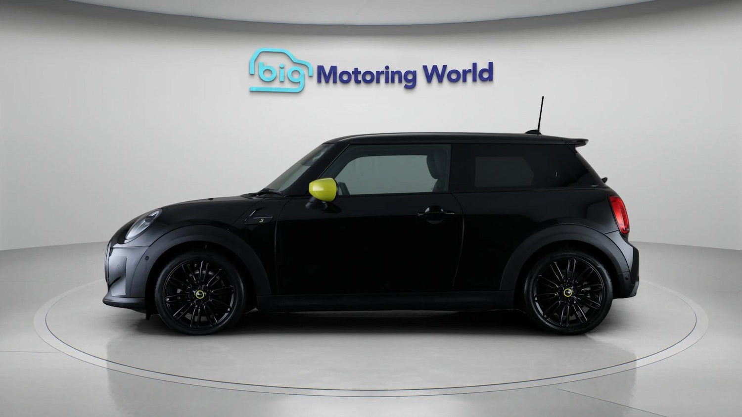 Used MINI Hatch 2023 for sale - 76702238: Photo 4