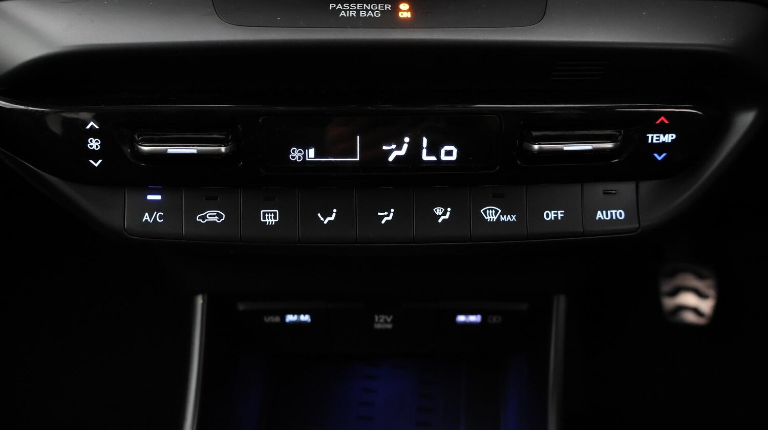 Used Hyundai BAYON 2023 for sale - 76349411: Photo 12