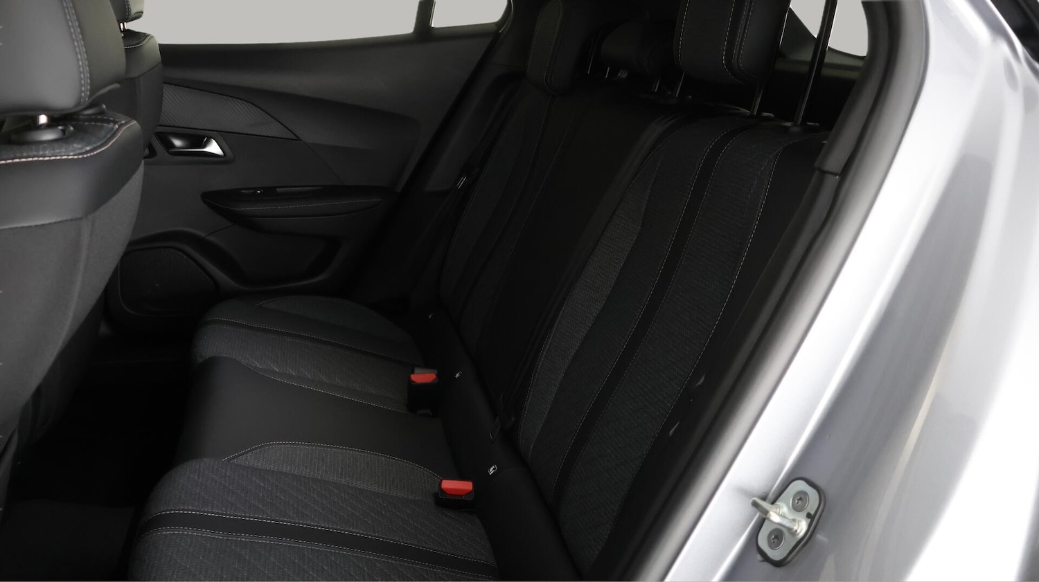 Used Peugeot 2008 2024 for sale - 76657476: Photo 16