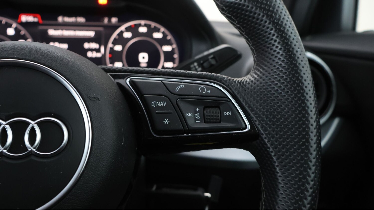 Used Audi Q2 for sale - 77906208: Photo 23