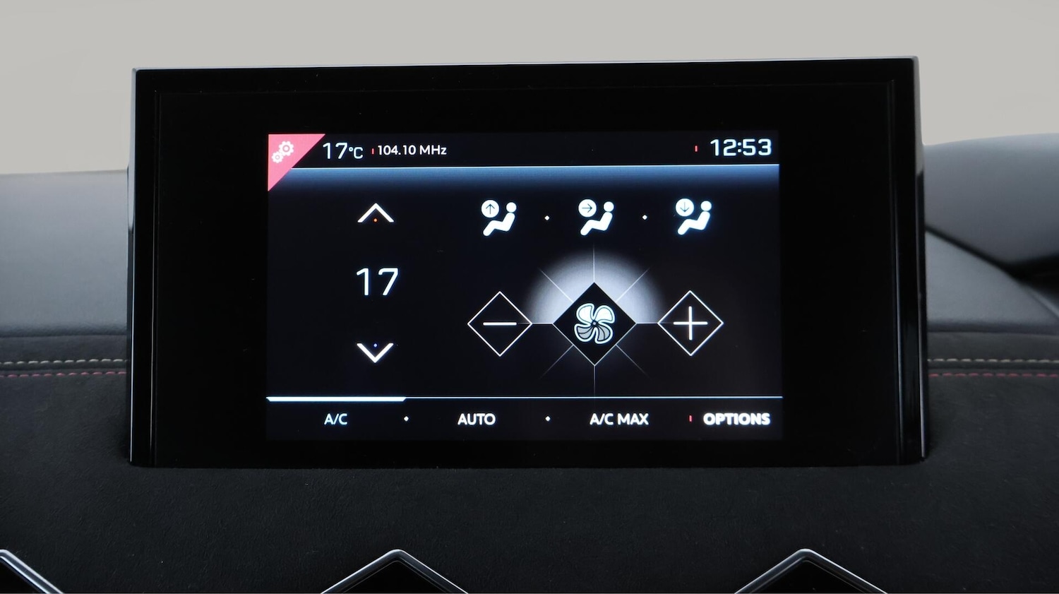 Used DS Automobiles DS 3 Crossback 2022 for sale - 76314594: Photo 12