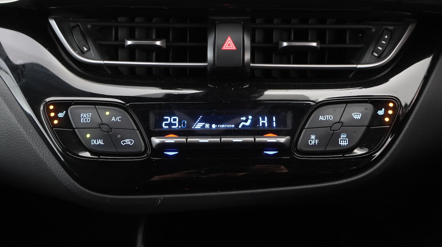 Used Toyota C-HR 2020 for sale - 77558795: Photo 12