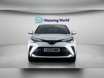 Used Toyota C-HR 2020 for sale - 77558795: Photo