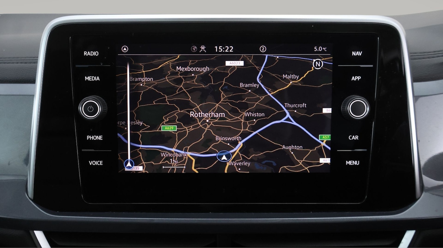 Used Volkswagen T-Roc 2023 for sale - 77536346: Photo 11