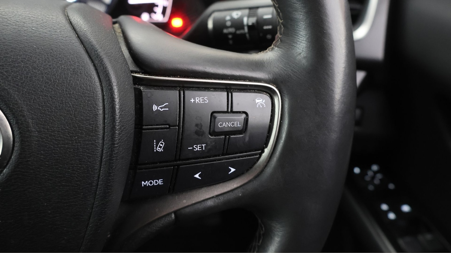 Used Lexus UX 2021 for sale - 77289531: Photo 19