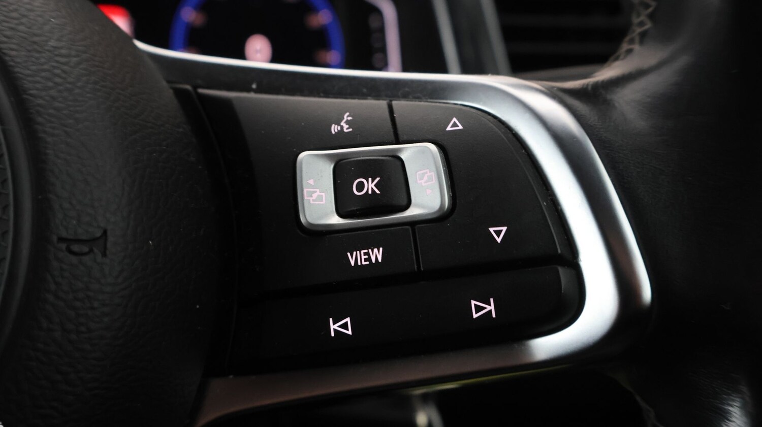 Used Volkswagen T-Roc 2019 for sale - 77199264: Photo 22