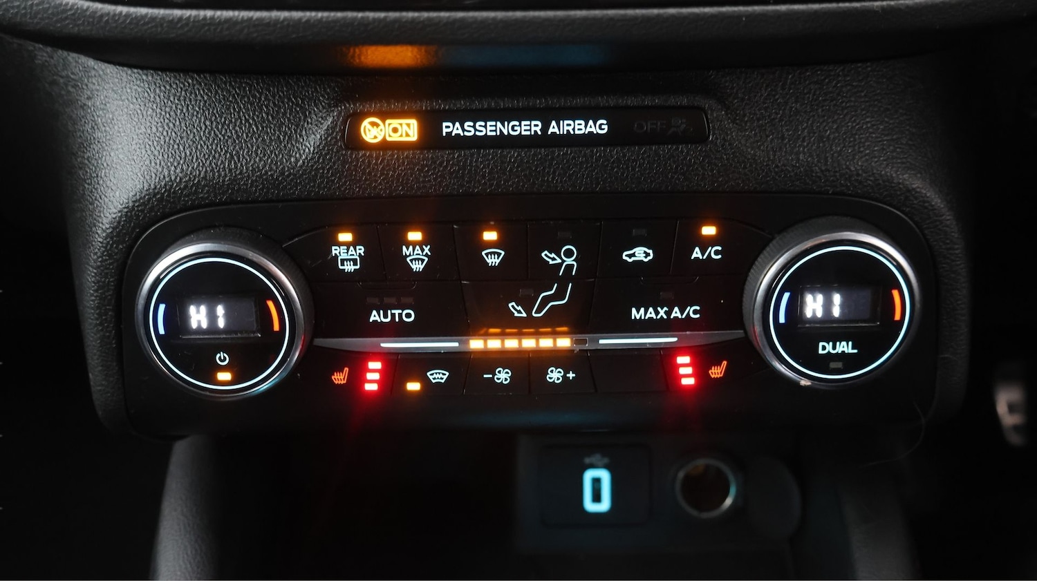 Used Ford Focus 2018 for sale - 77182152: Photo 12