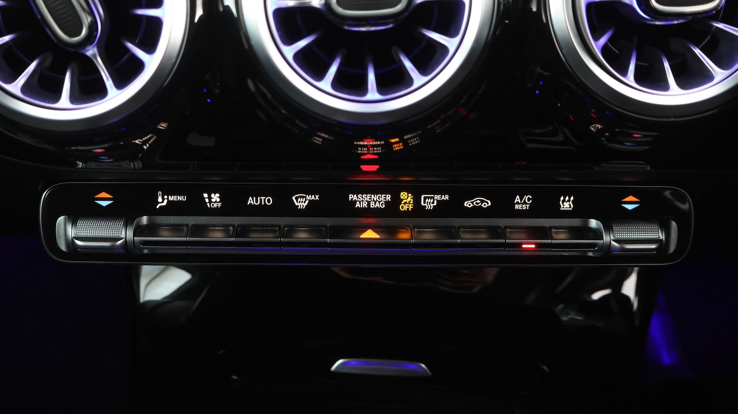 Used Mercedes-Benz A-Class 2022 for sale - 78054336: Photo 12